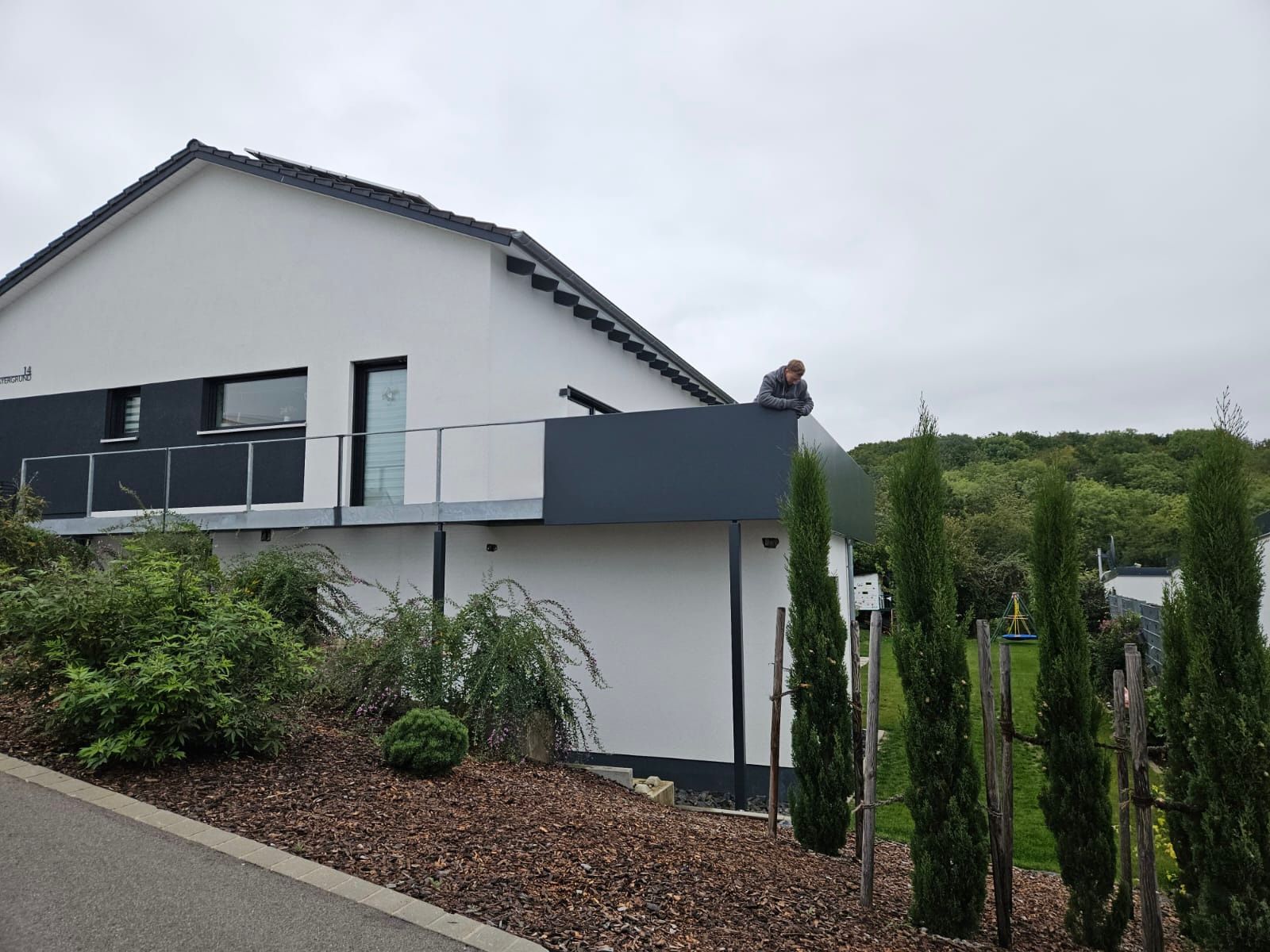 Individuelle Balkon- und Terrassenkonstruktion aus Metall