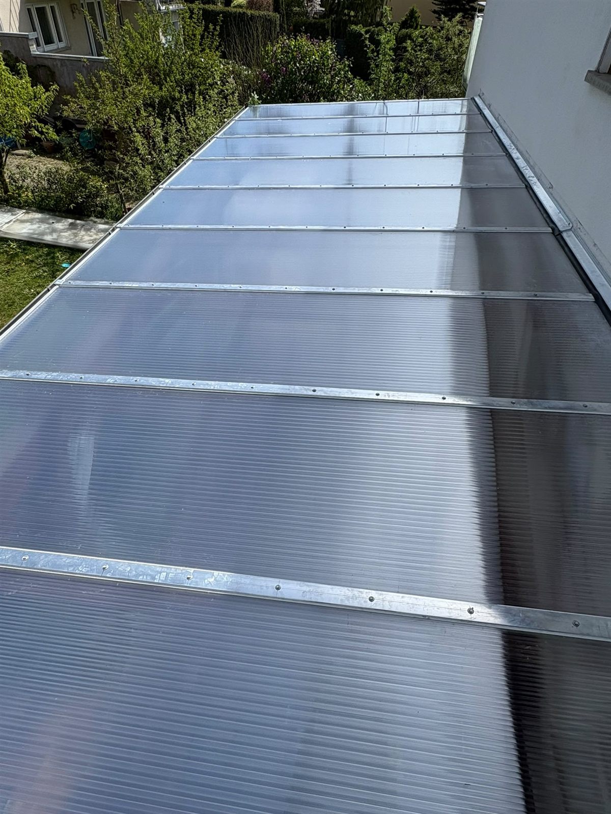 Terrassendach mit Stegplatten und Alu-Profilen